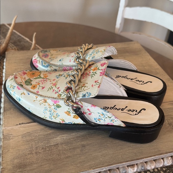 Free People new Floral Vida Chain Mules - Ivory and Multicolor - Picture 4 of 8